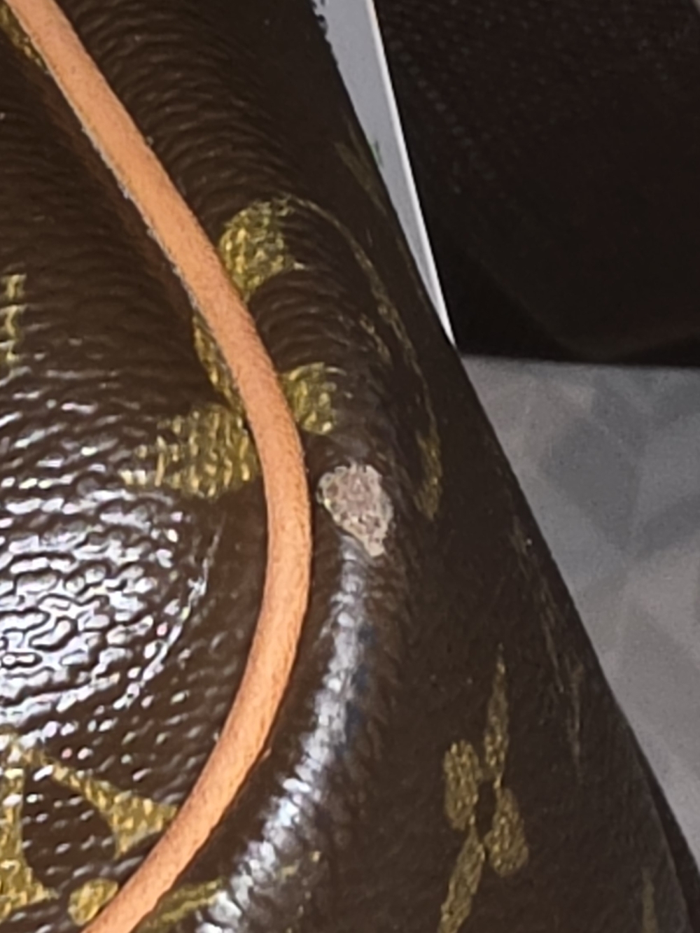 Louis Vuitton Reporter GM, Yr 2000 - Picture 7 of 15